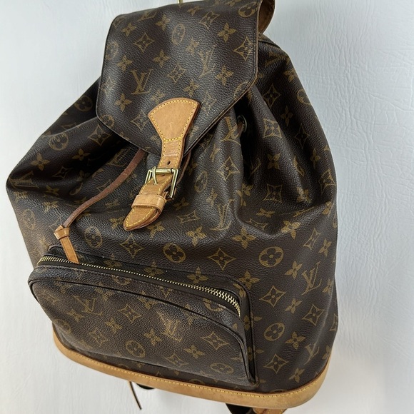 Authentic Vintage Louis Vuitton Backpack - Picture 2 of 15